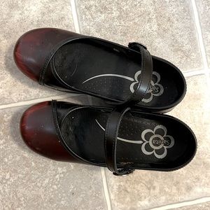 Sanita Black and Red Ombré Mary Jane Clogs